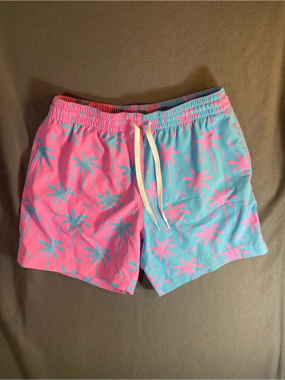 Chubbies Palm Tree Split Colorblock Swim Trunks 5.5